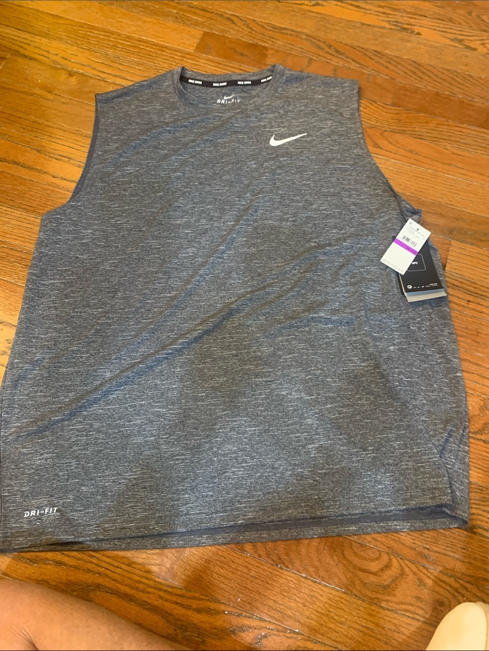Nike Men’s Sleeveless Dri-FIT Tank Top - Heather Gray